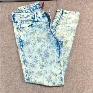 ✨H&M Floral Jeans ✨